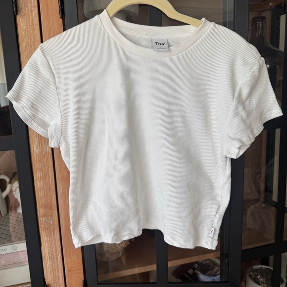 Aritzia TNA ribbed crewneck tshirt tee cropped top short sleeve - Picture 1 of 6